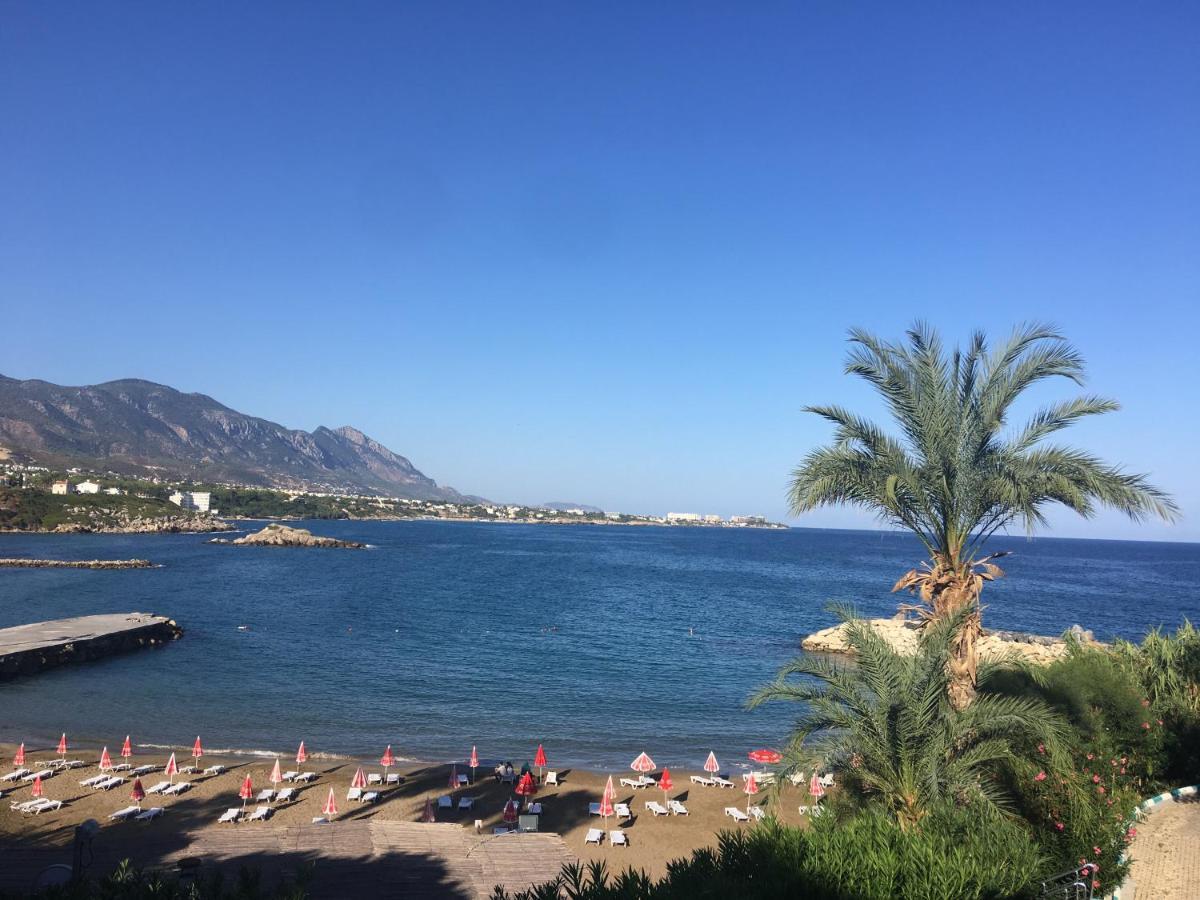 Sunshine Prestige Apartments Agios Georgios  Bagian luar foto