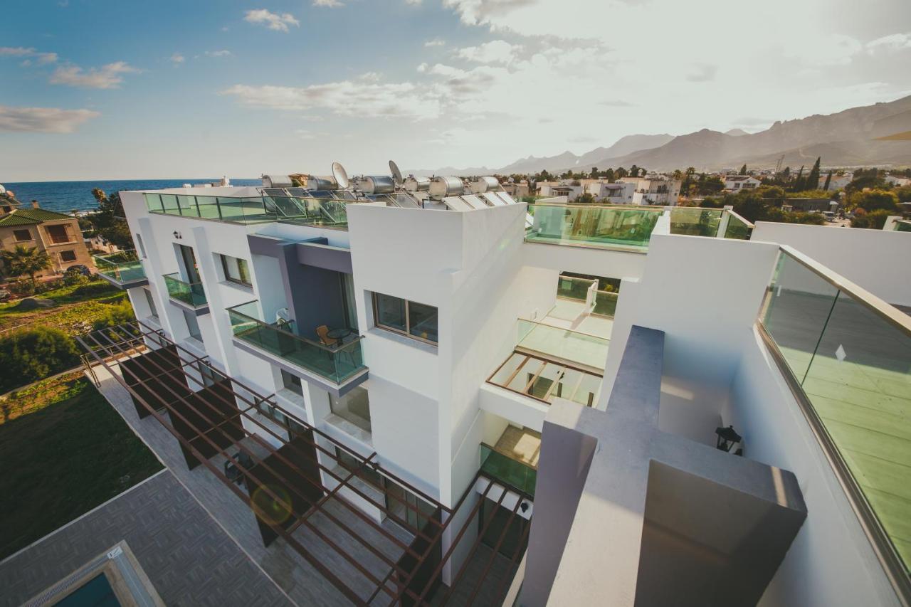 Sunshine Prestige Apartments Agios Georgios  Bagian luar foto